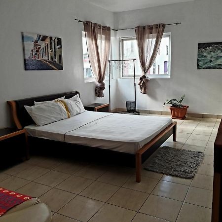 تارافال Guest House Mangui Baxu Rooms & Apartment المظهر الخارجي الصورة