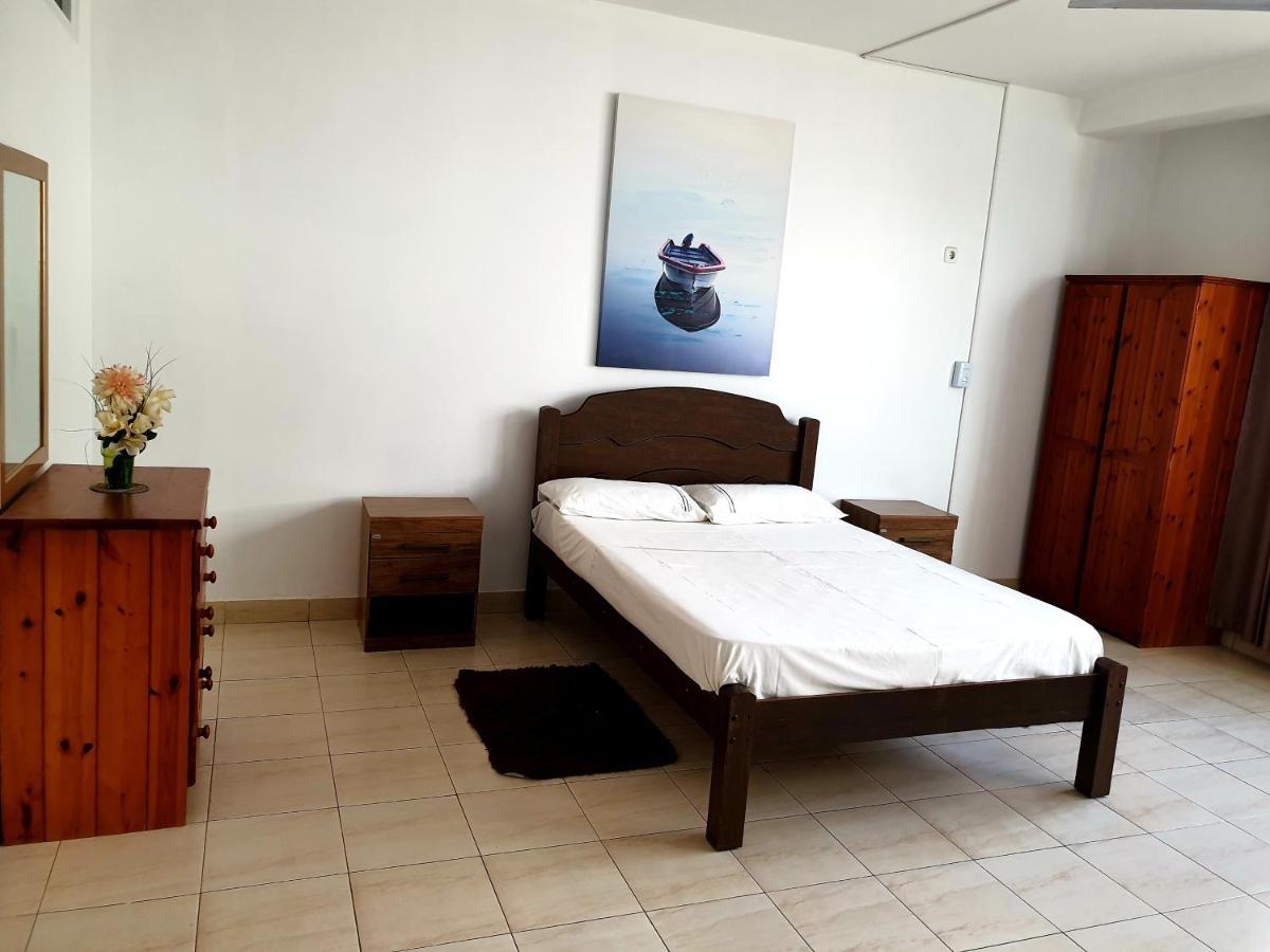 تارافال Guest House Mangui Baxu Rooms & Apartment المظهر الخارجي الصورة